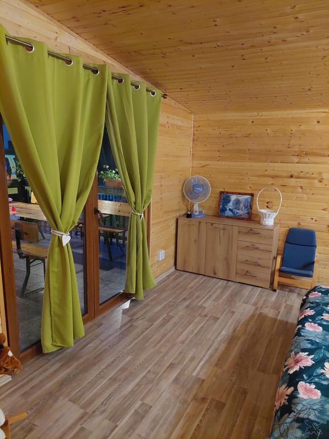 Cabana Oprisor Окна Сибиулуй Екстериор снимка